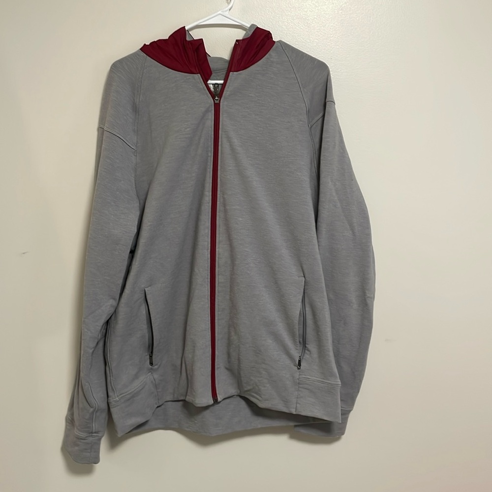 LULULEMON MENS JACKET